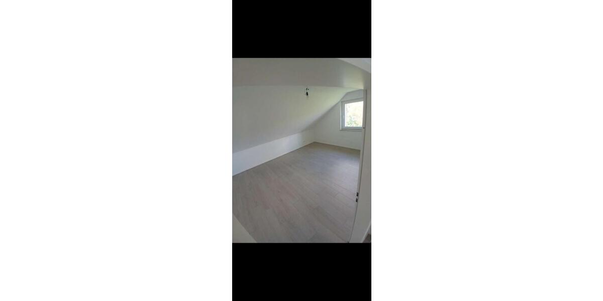 Dachgeschoßwohnung Steinau an der Straße - 3 Zimmer, 70 m&sup2;, 1.050&euro; | Angebot:26595239