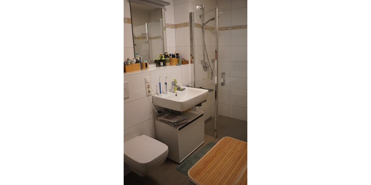 Etagenwohnung Freiburg im Breisgau Oberau - 3 Zimmer, 94 m&sup2;, 1.755&euro; | Angebot:26580152