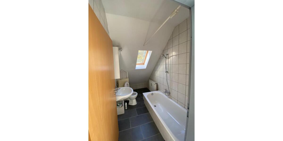 Dachgeschoßwohnung Wannweil - 1 Zimmer, 40 m&sup2;, 630&euro; | Angebot:24701534