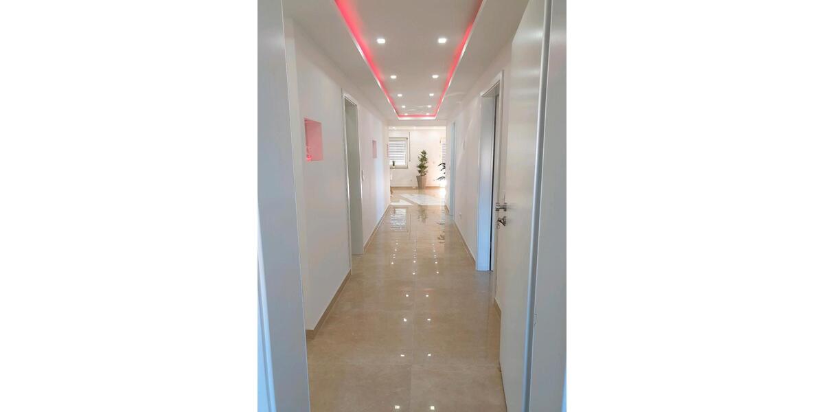 Monteurzimmer bis 7 Personen Luxus Ferienwohnung Voll möbliert 3 zimmer