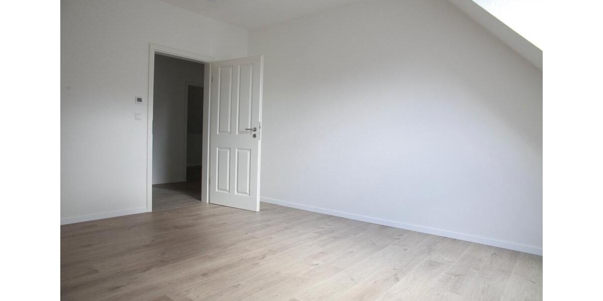 Doppelhaushälfte Geesthacht - 4 Zimmer, 130 m&sup2;, 1.800&euro; | Angebot:26418527