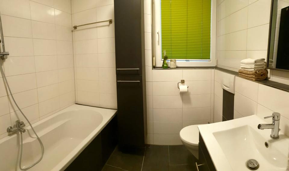 Etagenwohnung Sasbach am Kaiserstuhl - 2 Zimmer, 82 m&sup2;, 850&euro; | Angebot:26262613