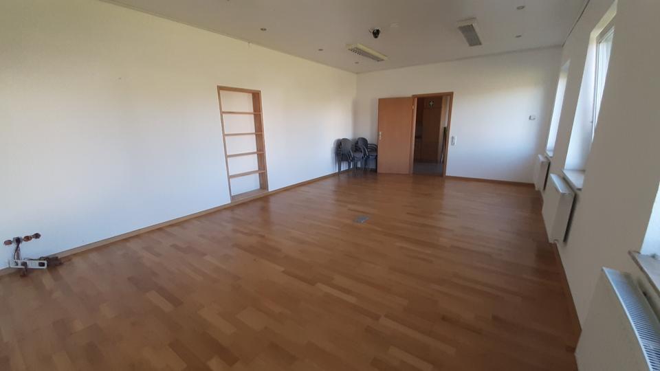 Gewerbeobjekt Sande - 250&euro; | Angebot:24384913