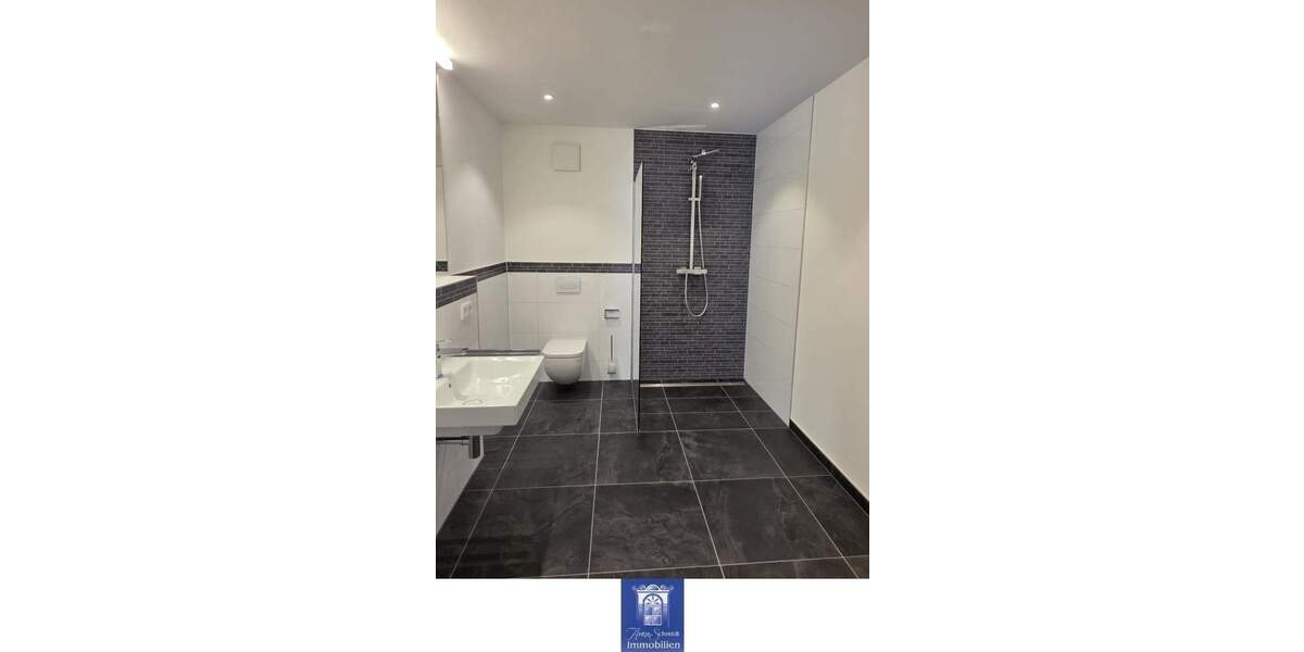 Etagenwohnung Döbeln - 4 Zimmer, 133 m&sup2;, 1.330&euro; | Angebot:25803087