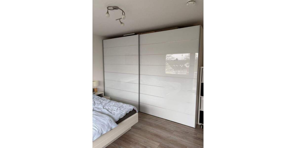 Etagenwohnung Mülheim an der Ruhr Broich - 3 Zimmer, 76 m&sup2;, 500&euro; | Angebot:25108055