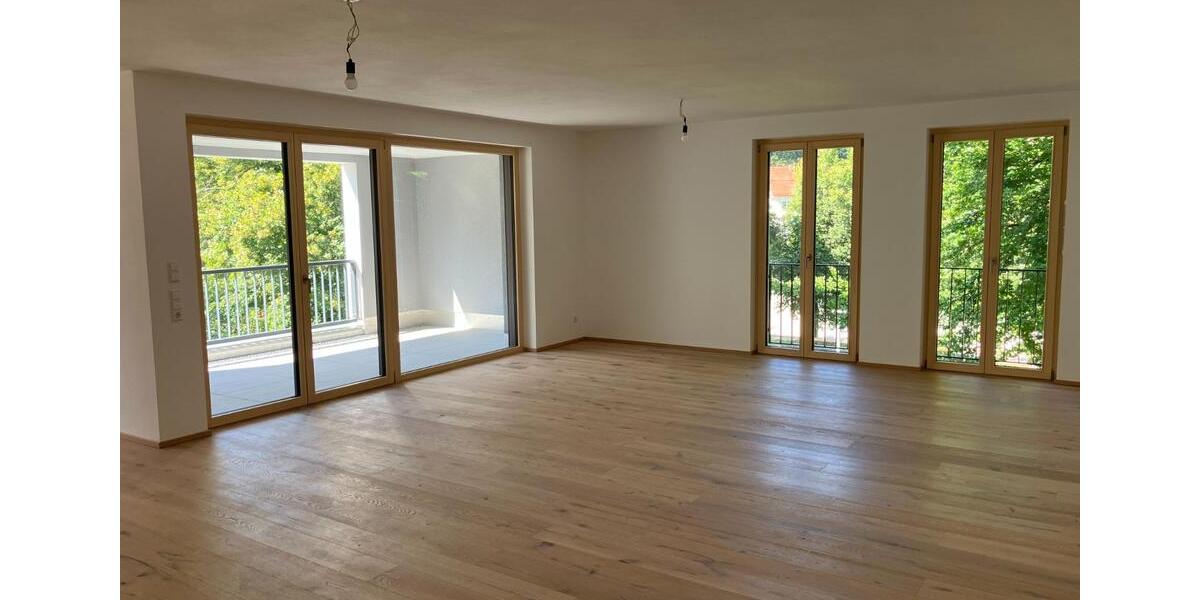 Etagenwohnung Immenstadt im Allgäu - 3 Zimmer, 130 m&sup2;, 1.700&euro; | Angebot:26007398