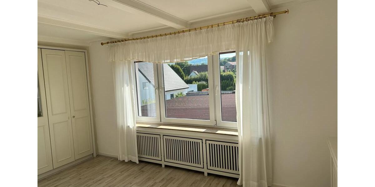 Etagenwohnung Preußisch Oldendorf - 10 Zimmer, 187 m&sup2;, 1.650&euro; | Angebot:26428321