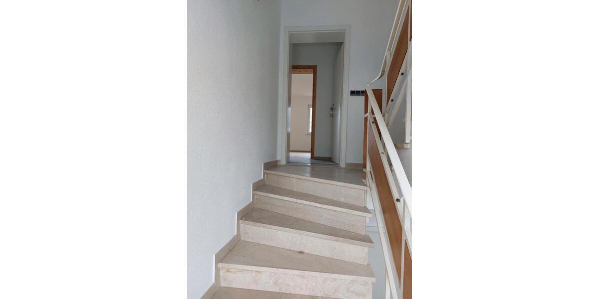 Mehrfamilienhaus, Wohnhaus Karlstein am Main - 4 Zimmer, 105 m&sup2;, 1.200&euro; | Angebot:25963064