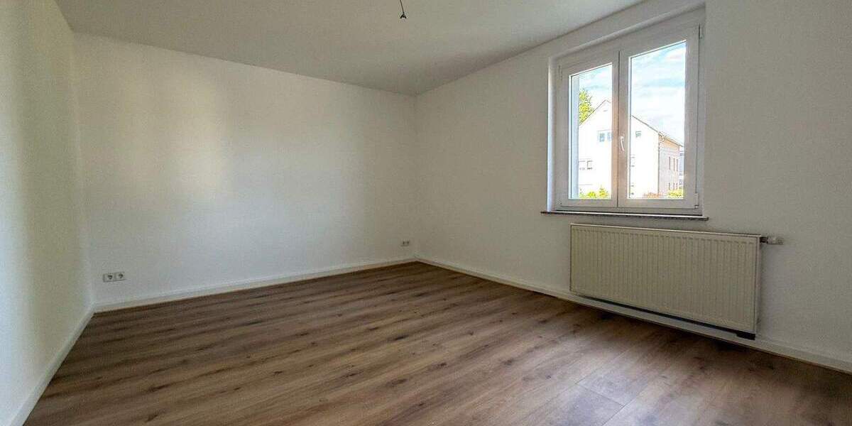 Etagenwohnung Niederwürschnitz - 4 Zimmer, 100 m&sup2;, 740&euro; | Angebot:24724210