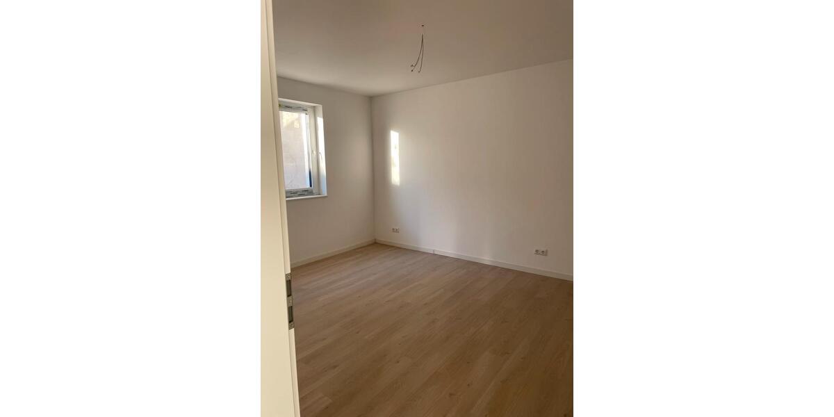Erdgeschoßwohnung Hamburg Lohbrügge - 3 Zimmer, 81 m&sup2;, 1.700&euro; | Angebot:24374036