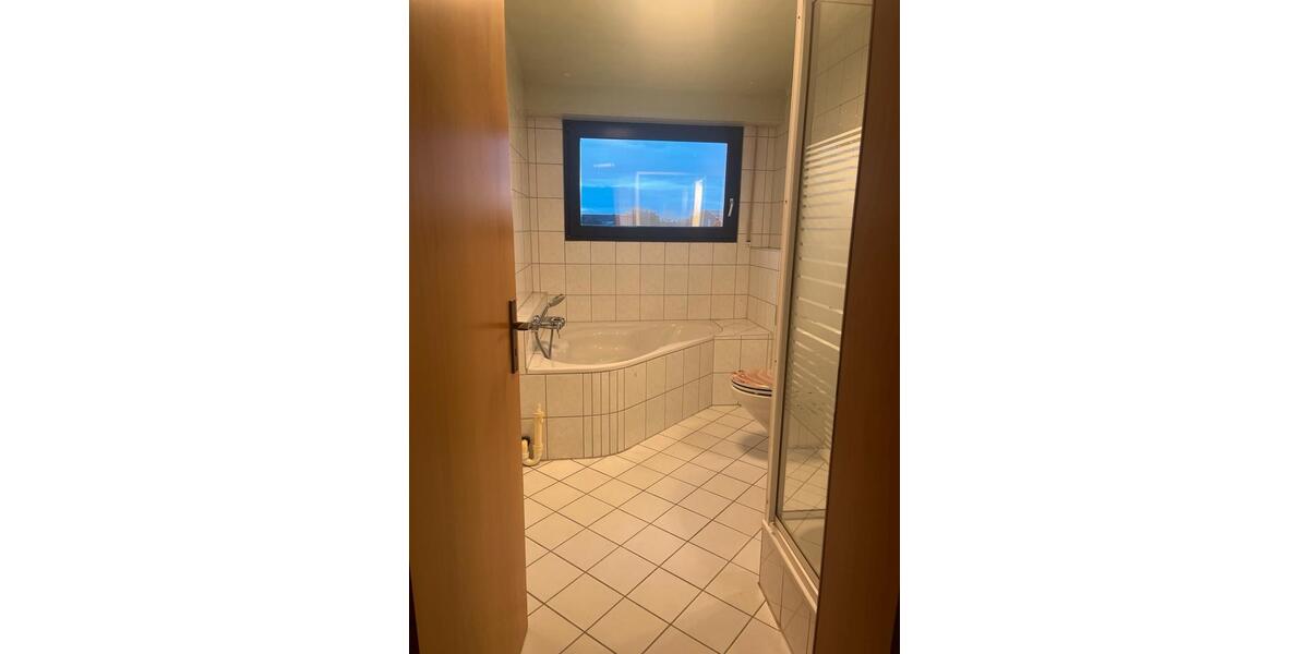 Dachgeschoßwohnung Pulheim - 2 Zimmer, 80 m&sup2;, 1.000&euro; | Angebot:24552234