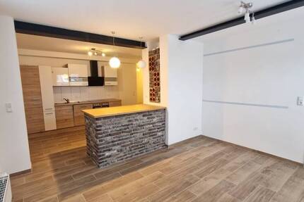 Wohnung Varel-Langendamm Langendamm - 2 Zimmer, 79 m&sup2;, 800&euro; | Angebot:26015576