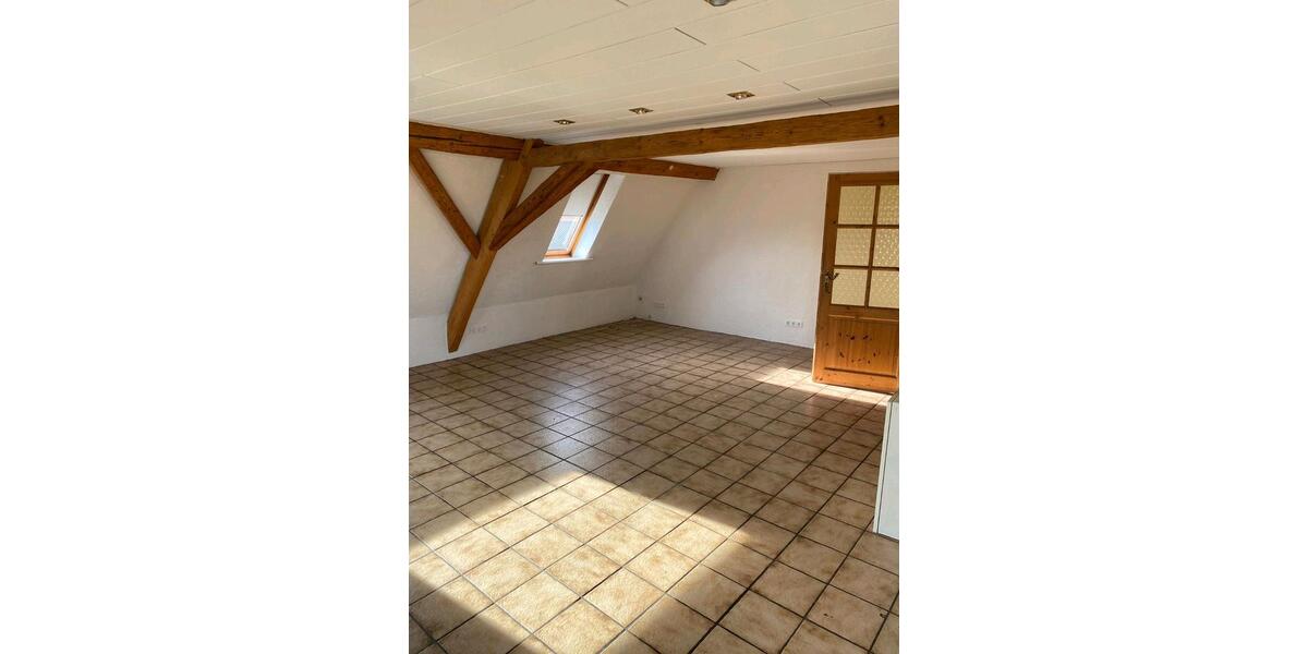 Etagenwohnung Geislingen an der Steige - 4 Zimmer, 129 m&sup2;, 1.180&euro; | Angebot:25646139