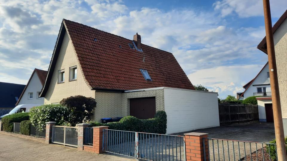 Einfamilienhaus Celle - 4 Zimmer, 134 m&sup2;, 1.300&euro; | Angebot:23404556