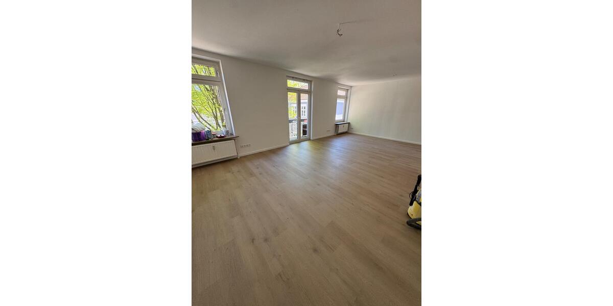 Etagenwohnung Uetersen - 4.5 Zimmer, 118 m&sup2;, 1.500&euro; | Angebot:26426662