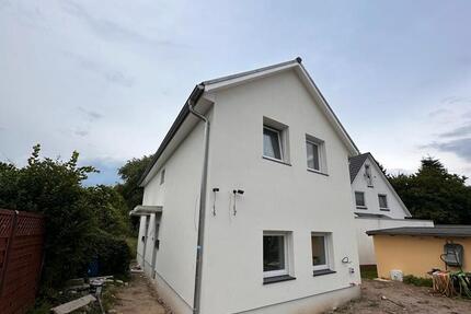 3-Zimmer-Wohnung im Obergeschoss mit Gartenanteil in Blumenthal