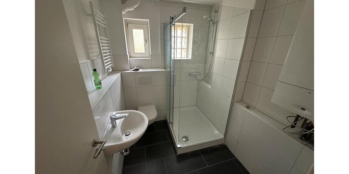 Etagenwohnung Siegen - 3 Zimmer, 65 m&sup2;, 650&euro; | Angebot:26592499