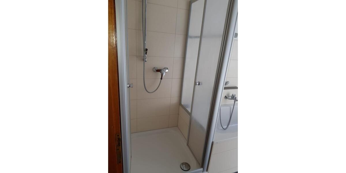 Etagenwohnung Pfeffelbach - 5 Zimmer, 172 m&sup2;, 1.150&euro; | Angebot:26429812