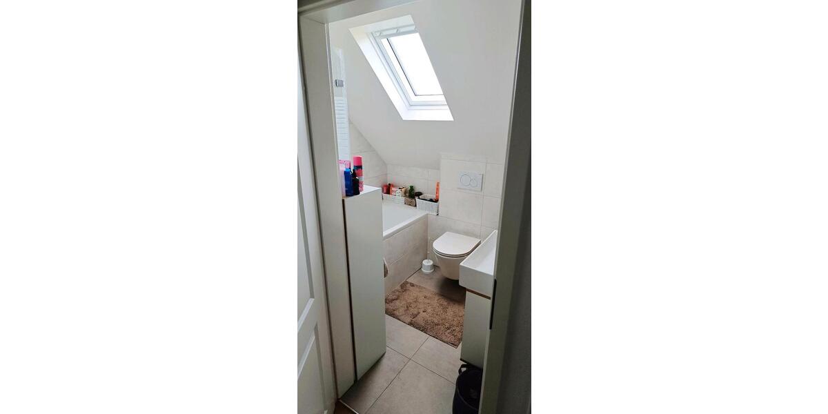 Dachgeschoßwohnung Gückingen - 3 Zimmer, 60 m&sup2;, 700&euro; | Angebot:26094440