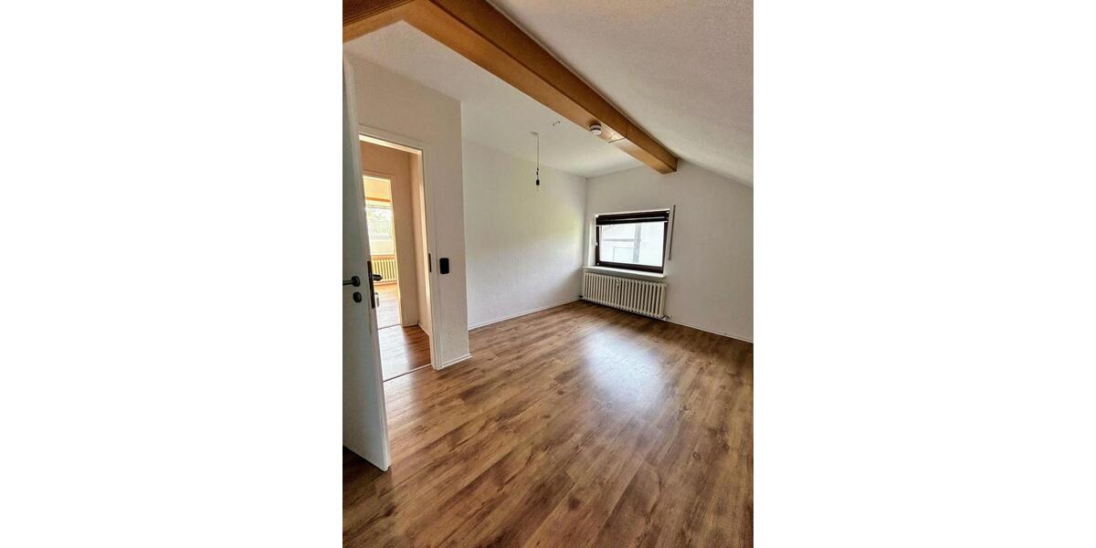 Dachgeschoßwohnung Mauth - 4 Zimmer, 111 m&sup2;, 450&euro; | Angebot:25807509