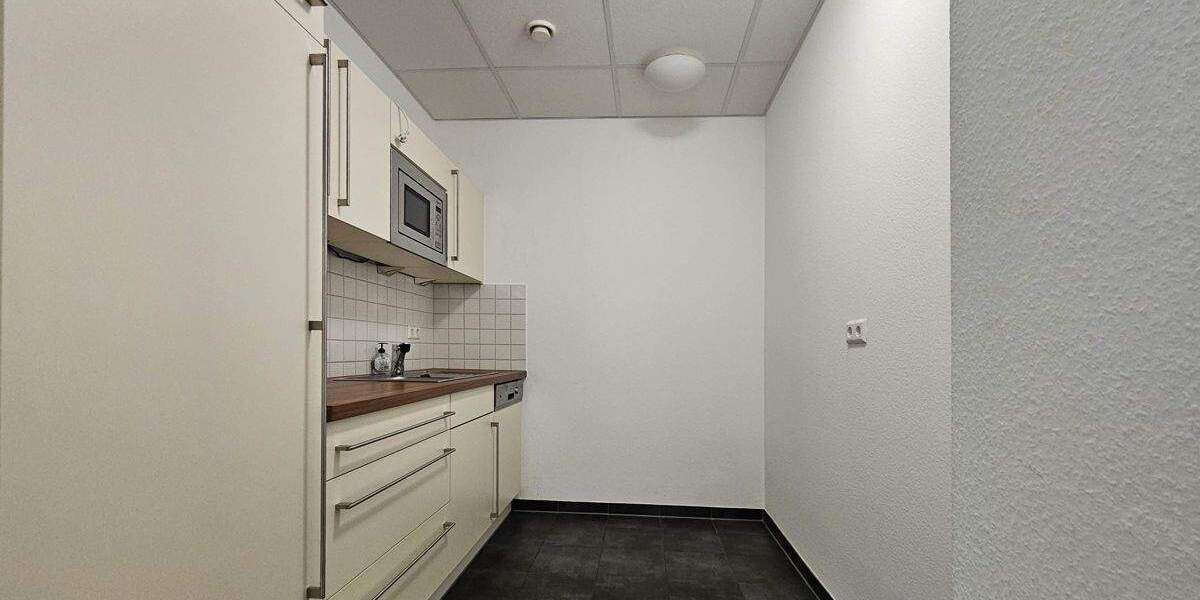 Gewerbeobjekt Friedrichshafen - 2.100&euro; | Angebot:25780204