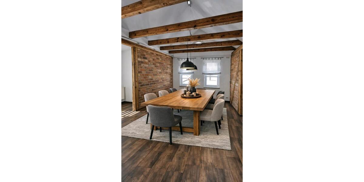 Dachgeschoßwohnung Elsterwerda - 4 Zimmer, 115 m&sup2;, 979&euro; | Angebot:25893670