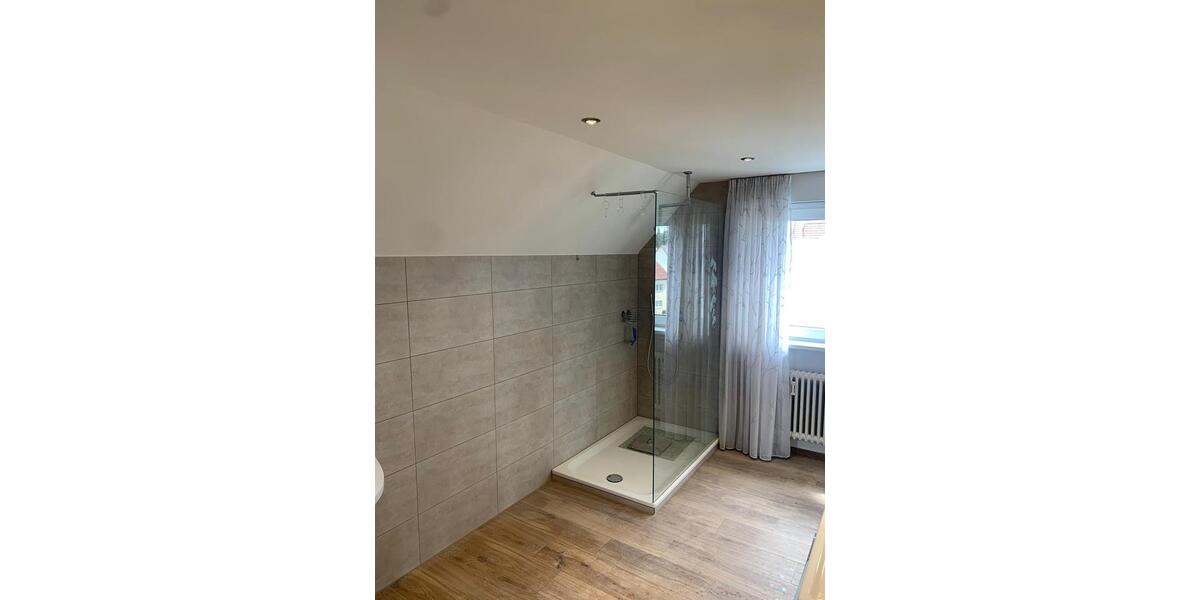 Wohnen auf Zeit Dauchingen - 1 Zimmer, 12 m&sup2;, 435&euro; | Angebot:26342236