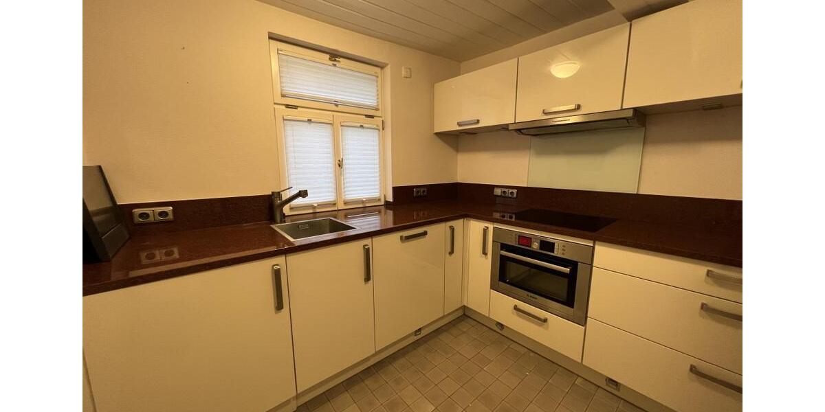 Einfamilienhaus Gießen - 6 Zimmer, 150 m&sup2;, 1.500&euro; | Angebot:18615709