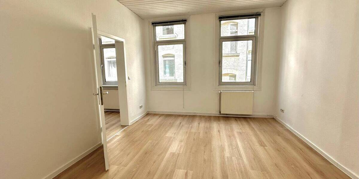 Etagenwohnung Wiesbaden Mitte - 2 Zimmer, 69 m&sup2;, 759&euro; | Angebot:26797013