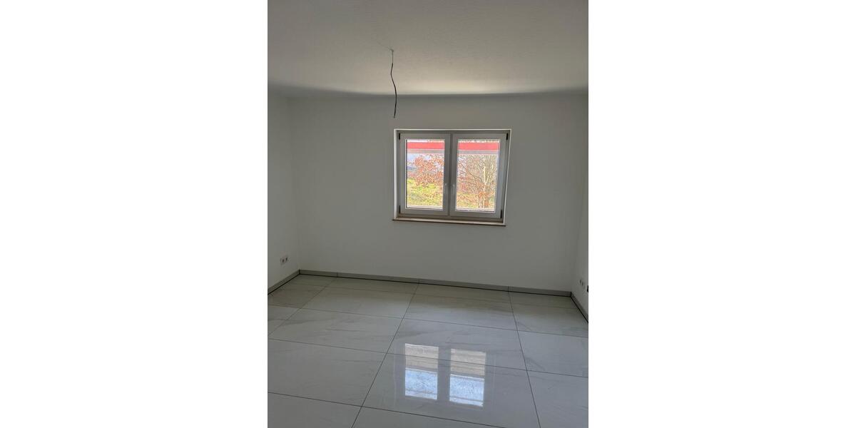 Erdgeschoßwohnung Reichelsheim (Odenwald) - 5 Zimmer, 121 m&sup2;, 1.200&euro; | Angebot:26592084