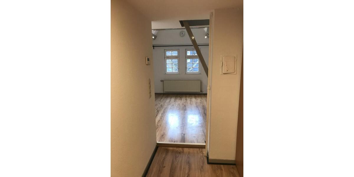Dachgeschoßwohnung Herborn - 1 Zimmer, 39 m&sup2;, 350&euro; | Angebot:25117997