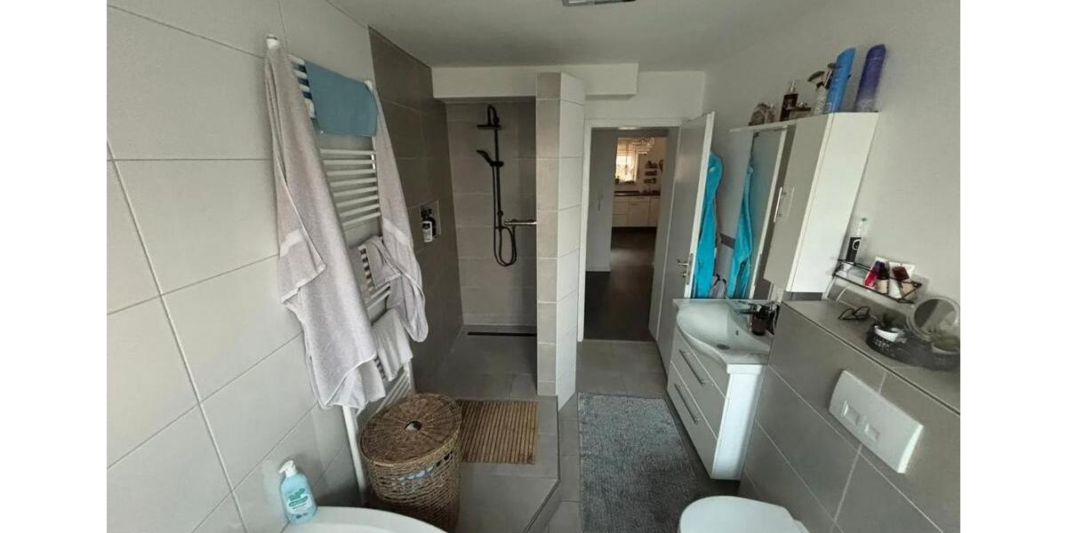 Etagenwohnung Bretten - 3 Zimmer, 85 m&sup2;, 1.450&euro; | Angebot:26247540