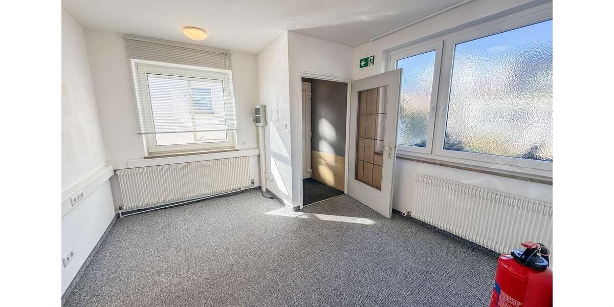 Gewerbeobjekt Amberg - 670&euro; | Angebot:25364236
