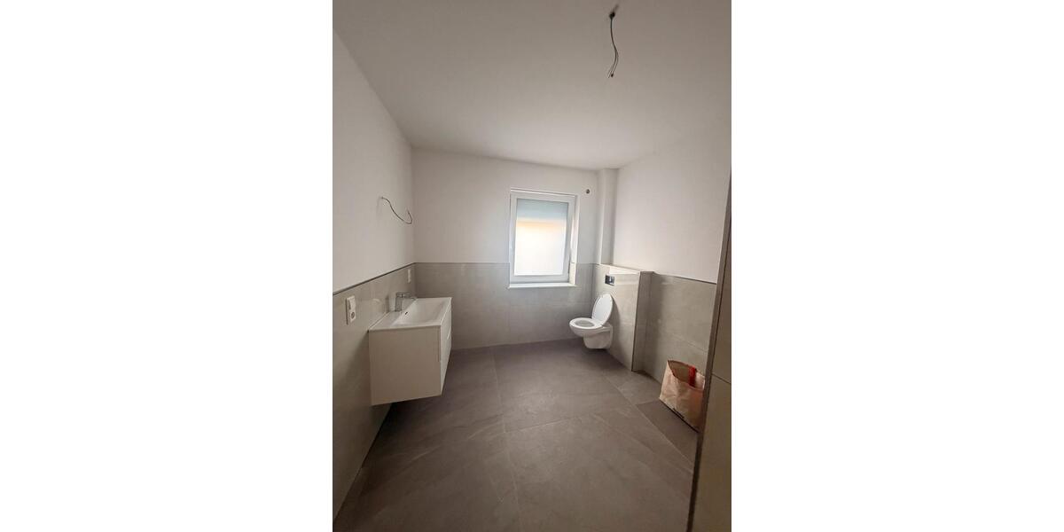 Etagenwohnung Dörverden - 5 Zimmer, 130 m&sup2;, 1.400&euro; | Angebot:26693475