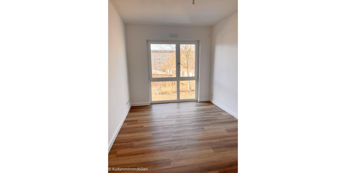 Etagenwohnung Neuruppin - 3 Zimmer, 83 m&sup2;, 994&euro; | Angebot:19871345