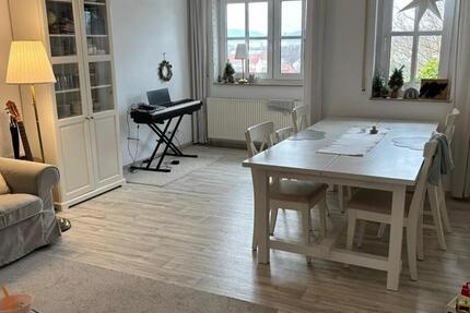 Wohnung Hildburghausen - 4 Zimmer, 89 m&sup2;, 750&euro; | Angebot:25173135