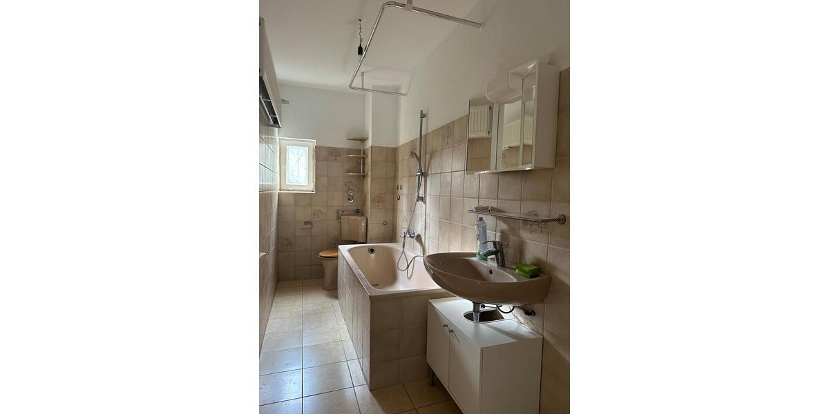 Etagenwohnung Wuppertal Elberfeld - 3 Zimmer, 75 m&sup2;, 710&euro; | Angebot:26478005