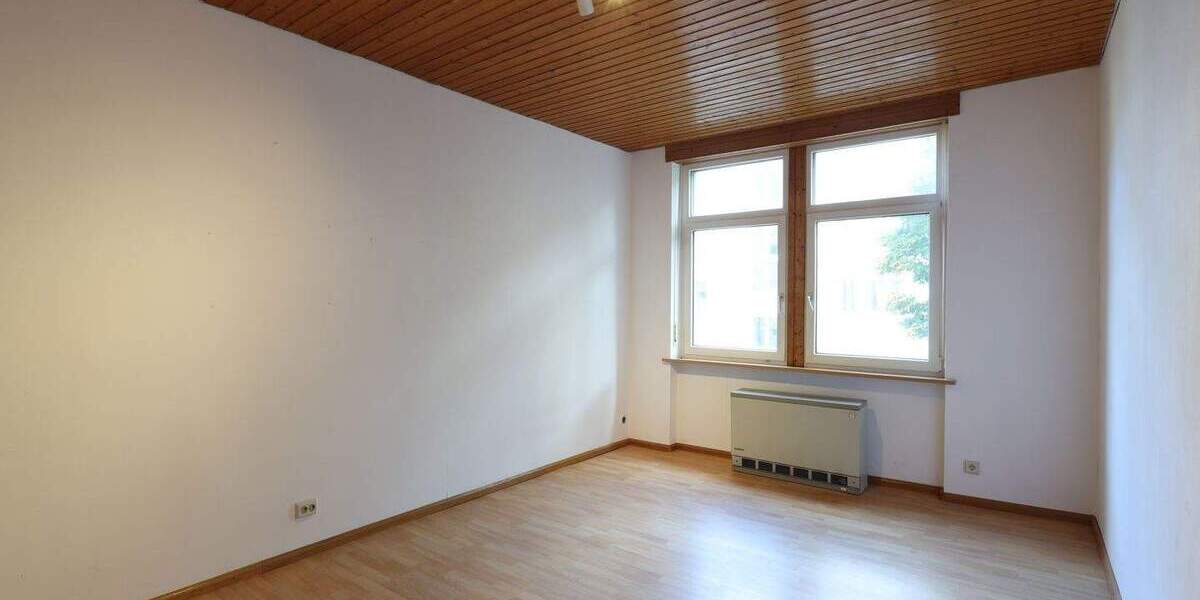 Etagenwohnung Offenburg Südoststadt - 5 Zimmer, 142 m&sup2;, 1.390&euro; | Angebot:24425678