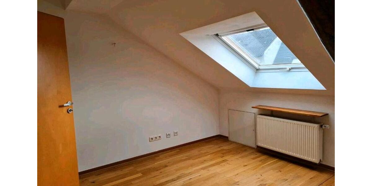 Maisonettenwohnung Püttlingen - 3 Zimmer, 100 m&sup2;, 800&euro; | Angebot:26051598