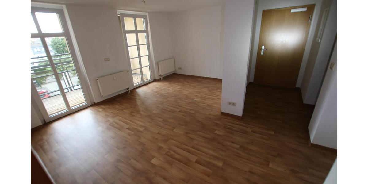 Mit Balkon und Lift! Zentral gelegene 2-Zimmer-Wohnung in Gera - Etagenwohnung Gera Ostviertel | Angebot:27156231