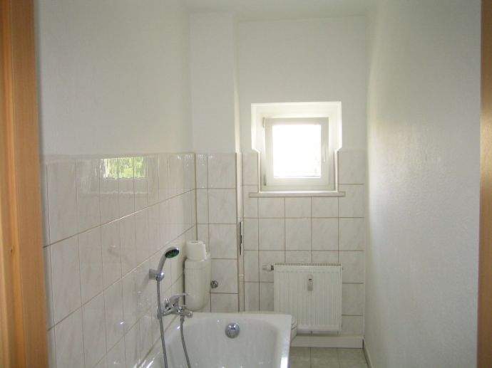 Etagenwohnung Weißenfels Markwerben - 2 Zimmer, 45 m&sup2;, 320&euro; | Angebot:26540541