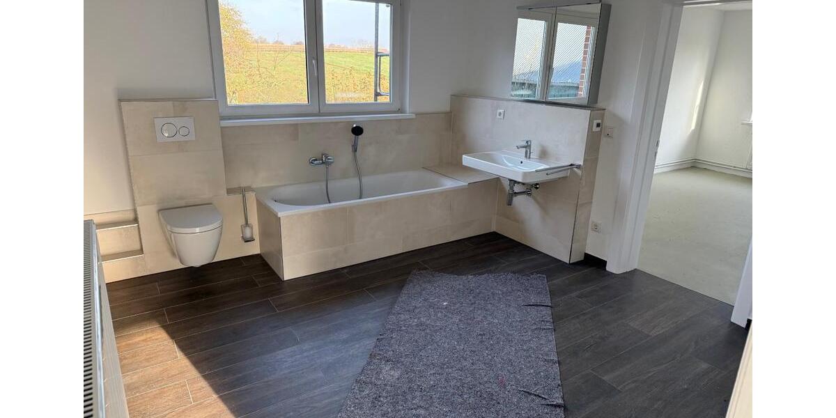 4-Zimmer-Wohnung, Erstbezug nach Sanierung auf dem Lande 4 zimmer