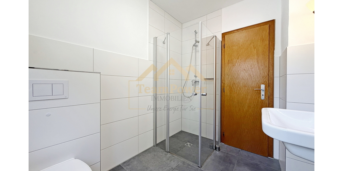 Familienfreundliches EFH mit Garten, Balkon & vielseitigem Souterrain zur Miete - Einfamilienhaus Bad Bramstedt | Angebot:26960572
