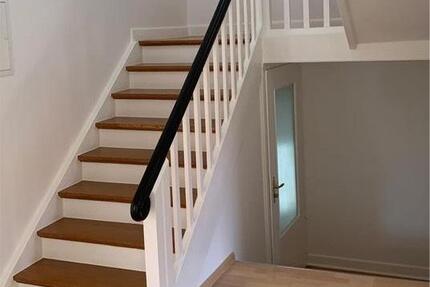 Großzügige 5-Zimmer-Wohnung Altbau mit Balkon in Northeim 5 zimmer