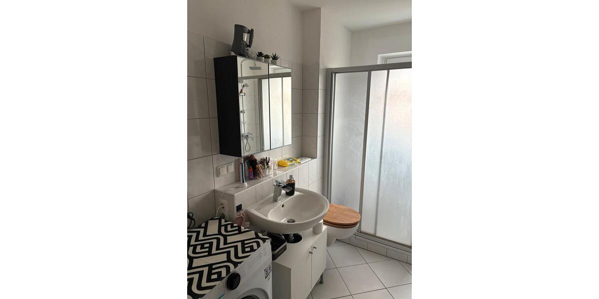 Wohnen auf Zeit Kassel Südstadt - 1 Zimmer, 15 m&sup2;, 400&euro; | Angebot:25931562