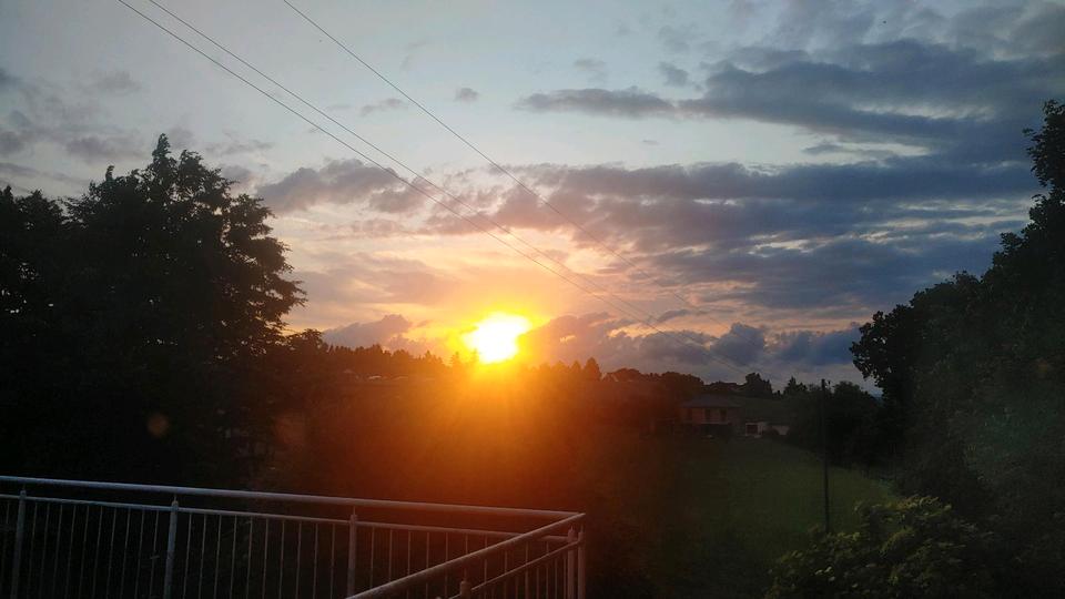 Wohnen auf Zeit Merchweiler - 5 Zimmer, 200 m&sup2;, 450&euro; | Angebot:26047137