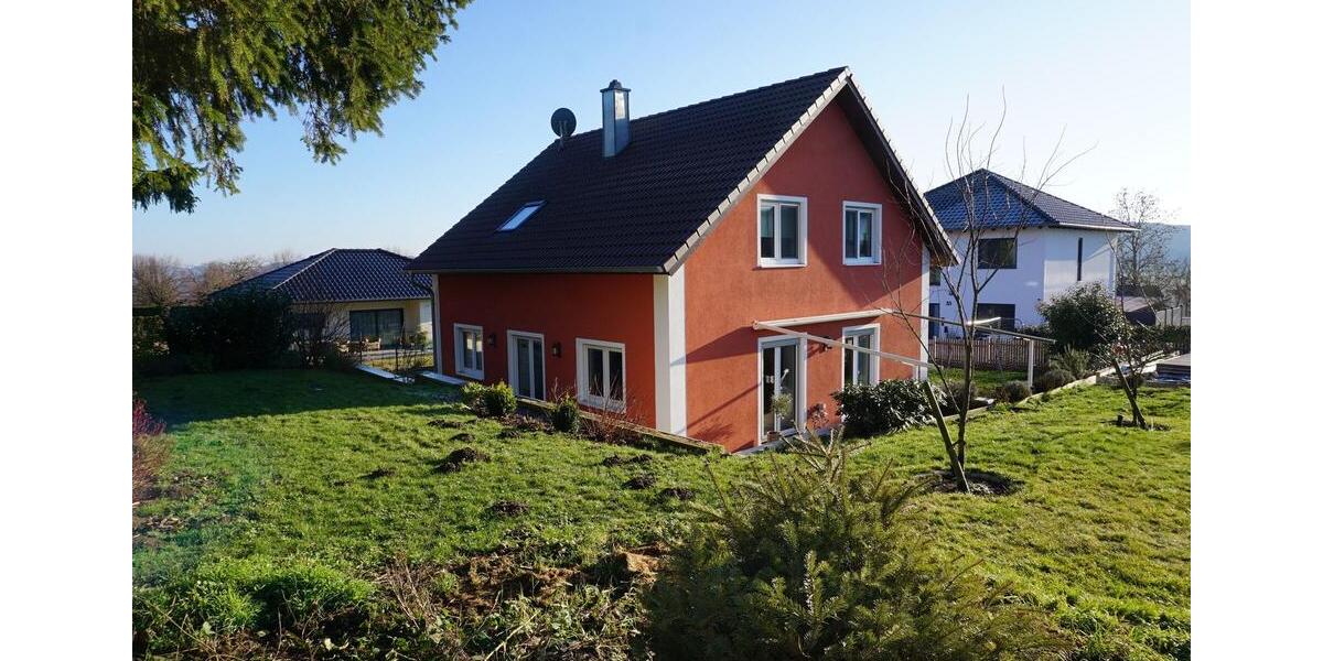 Einfamilienhaus Malsfeld - 5 Zimmer, 135 m&sup2;, 1.850&euro; | Angebot:26445208