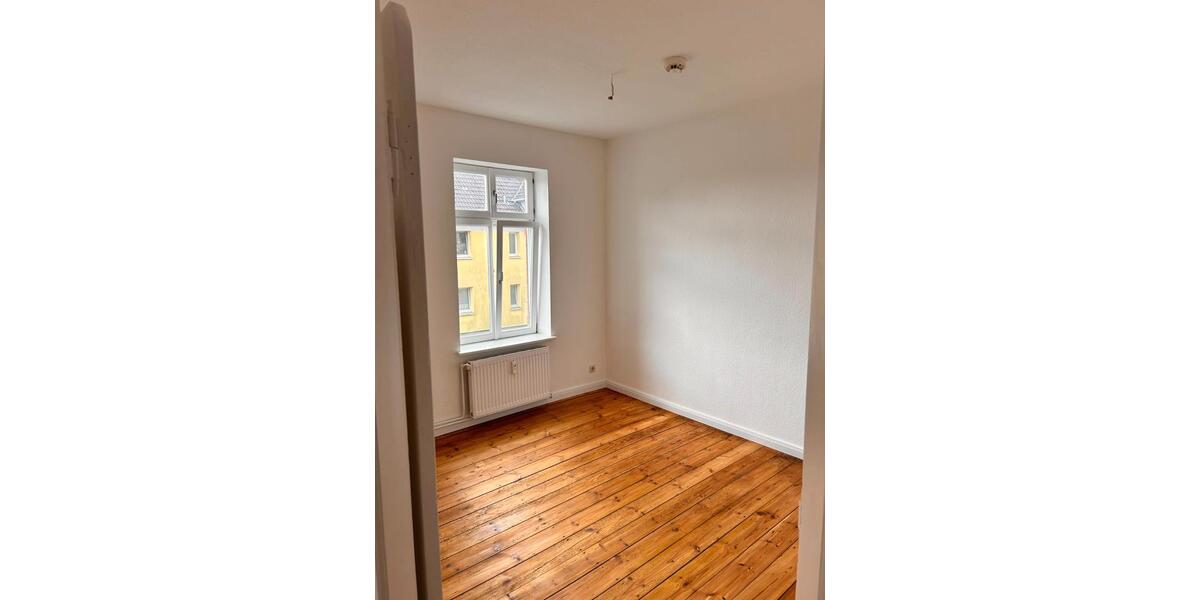 Etagenwohnung Tönning - 2 Zimmer, 35 m&sup2;, 345&euro; | Angebot:26233600