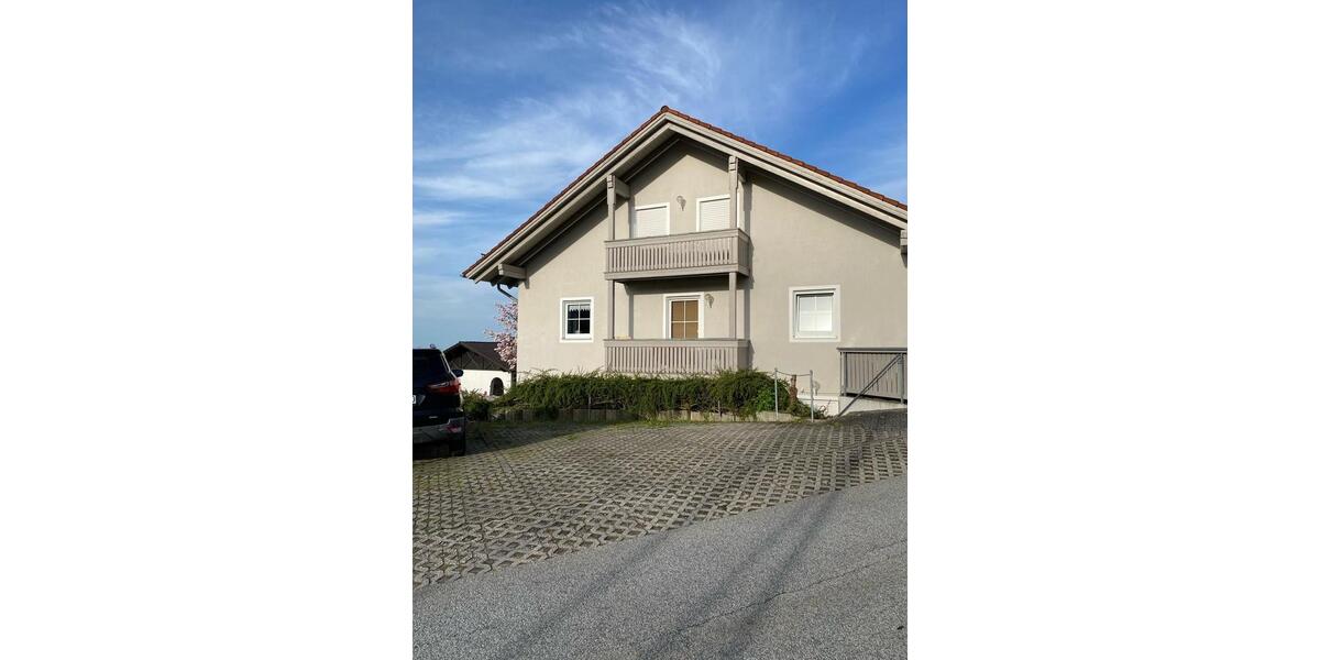 Erdgeschoßwohnung Deggendorf - 3 Zimmer, 84 m&sup2;, 830&euro; | Angebot:25868399