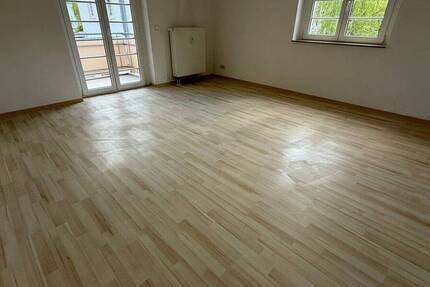 Wohnung Chemnitz Gablenz - 2 Zimmer, 49 m&sup2;, 305&euro; | Angebot:26763886